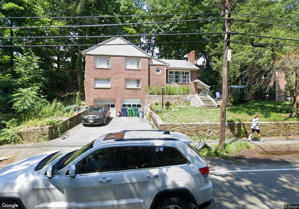 197 Grant Ave unit 1, Newton Center, MA 02459 - photo 1