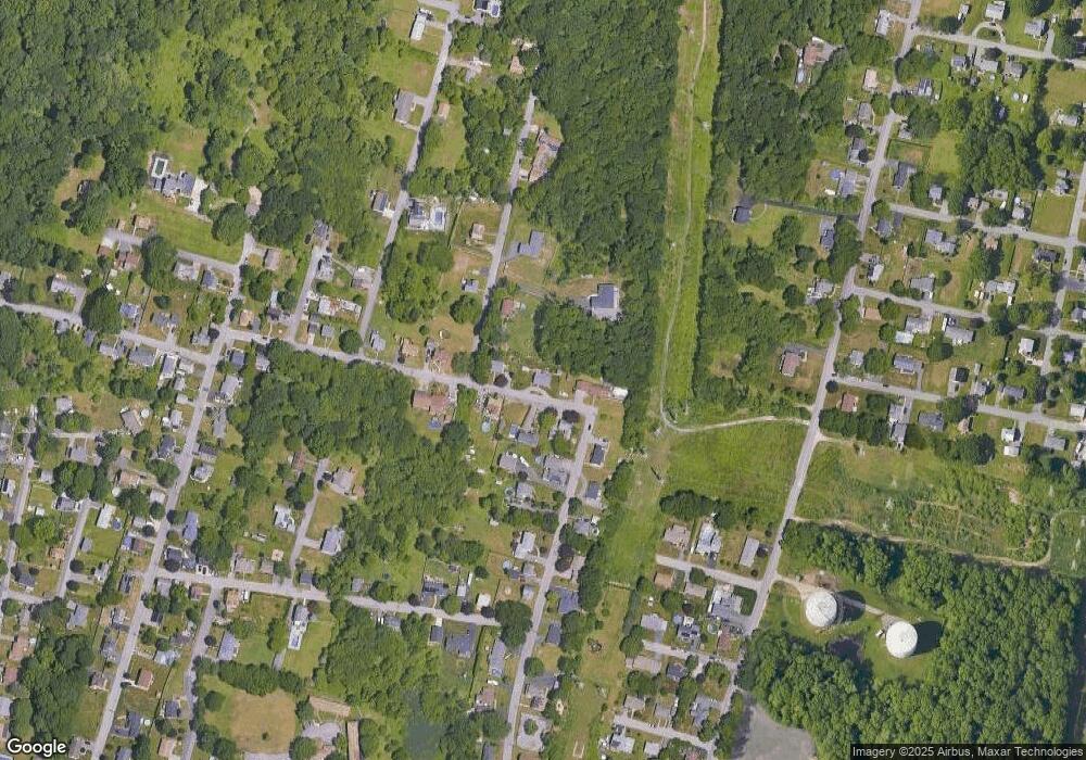 52 Ferncroft Rd, Somerset, MA 02726 - photo 1