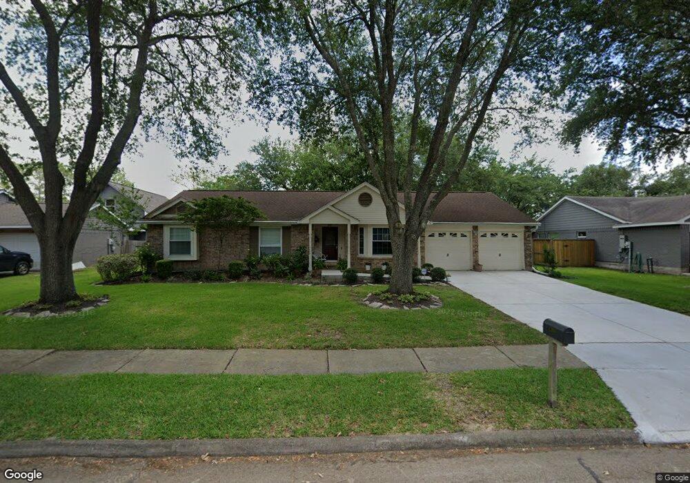 1306 Bayou Oak Dr, Friendswood, TX 77546 - photo 1