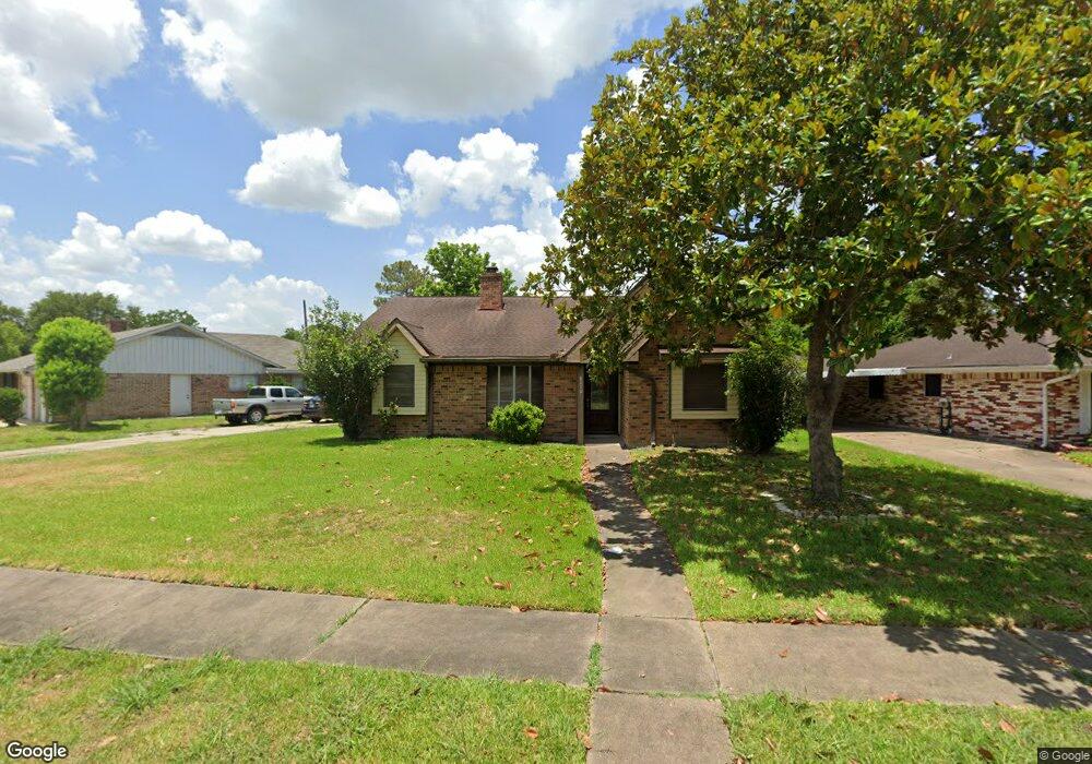 8219 Lettie St, Houston, TX 77075 - photo 1