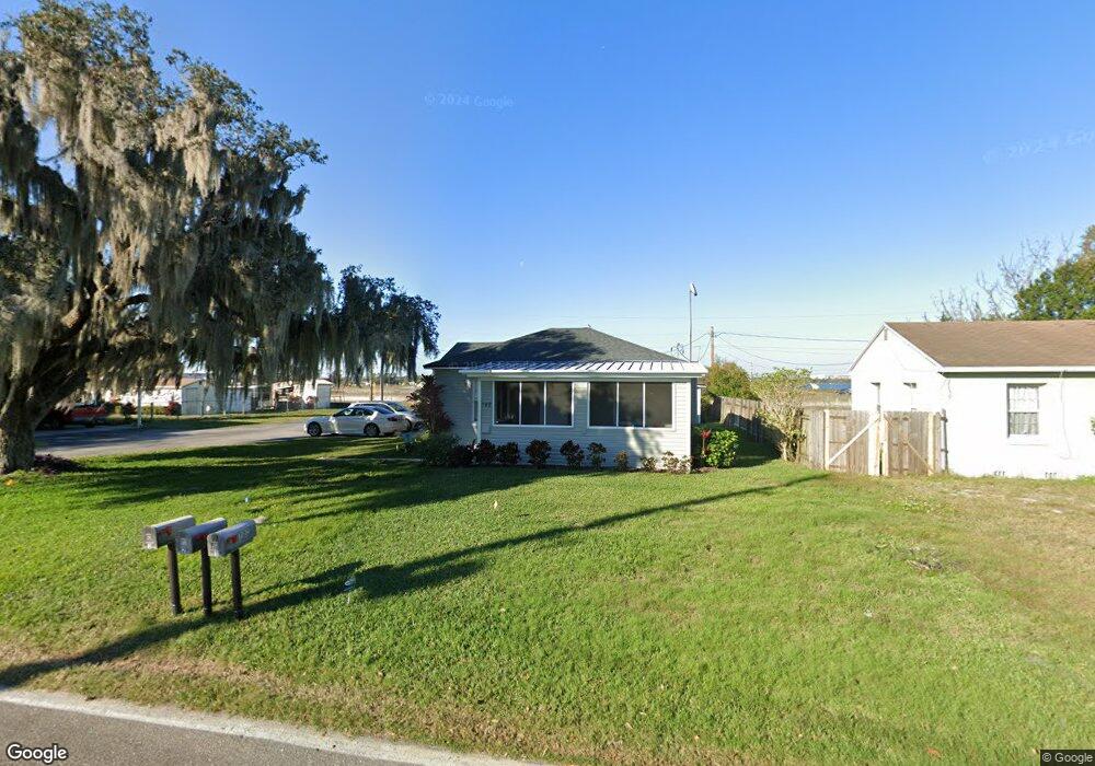 702 Fairway Ave, Lakeland, FL 33801 - photo 1