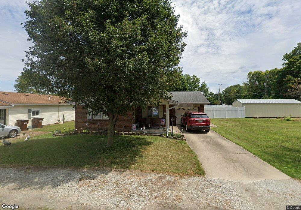 203 Franklin St, Edinburgh, IN 46124 - photo 1