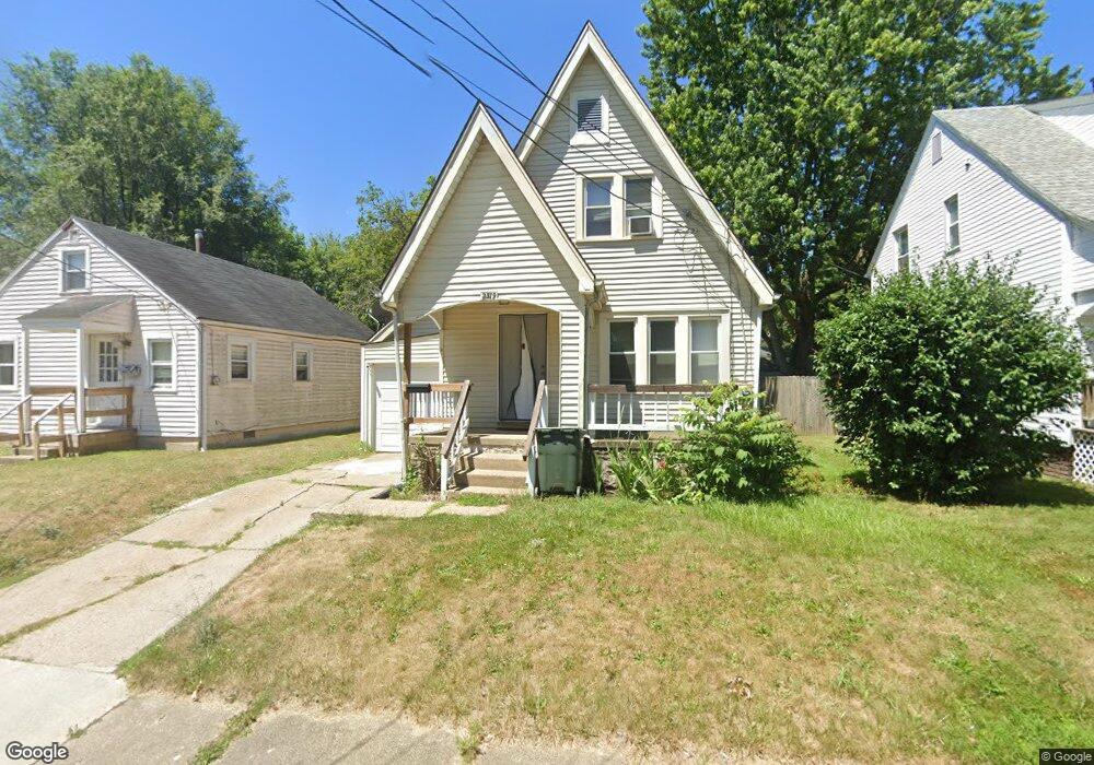 2319 Maple Ave NE, Canton, OH 44714 - photo 1