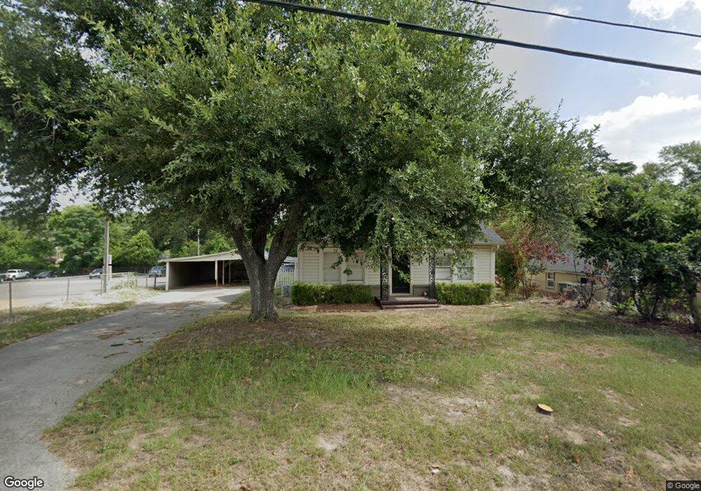 726 W Seale St, Nacogdoches, TX 75964 - photo 1