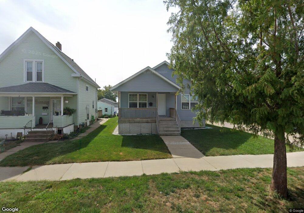 435 8th Ave SW, Cedar Rapids, IA 52404 - photo 1