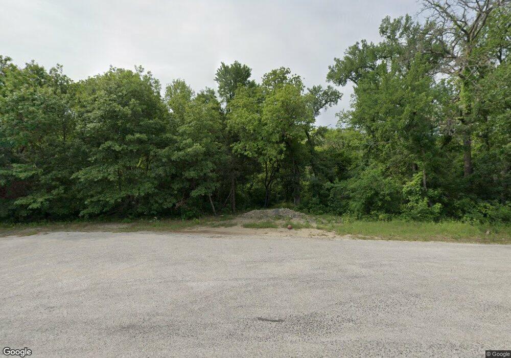 1608 Oakridge Ct E, Azle, TX 76020 - photo 1