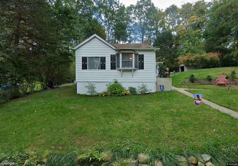 27 Sylvan Rd, Lake Peekskill, NY 10537 - photo 1
