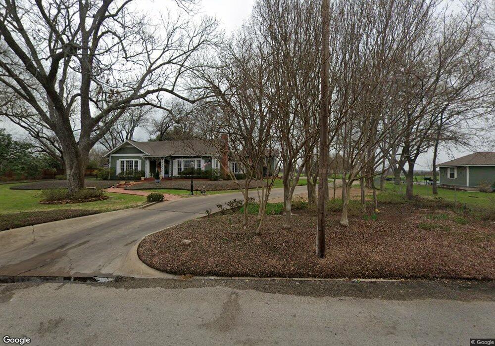 910 N 37th St, Corsicana, TX 75110 - photo 1