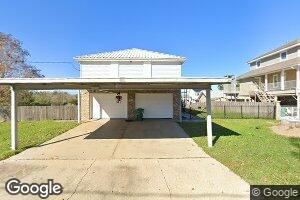 4976 Arthur Ln, Barataria, LA 70036