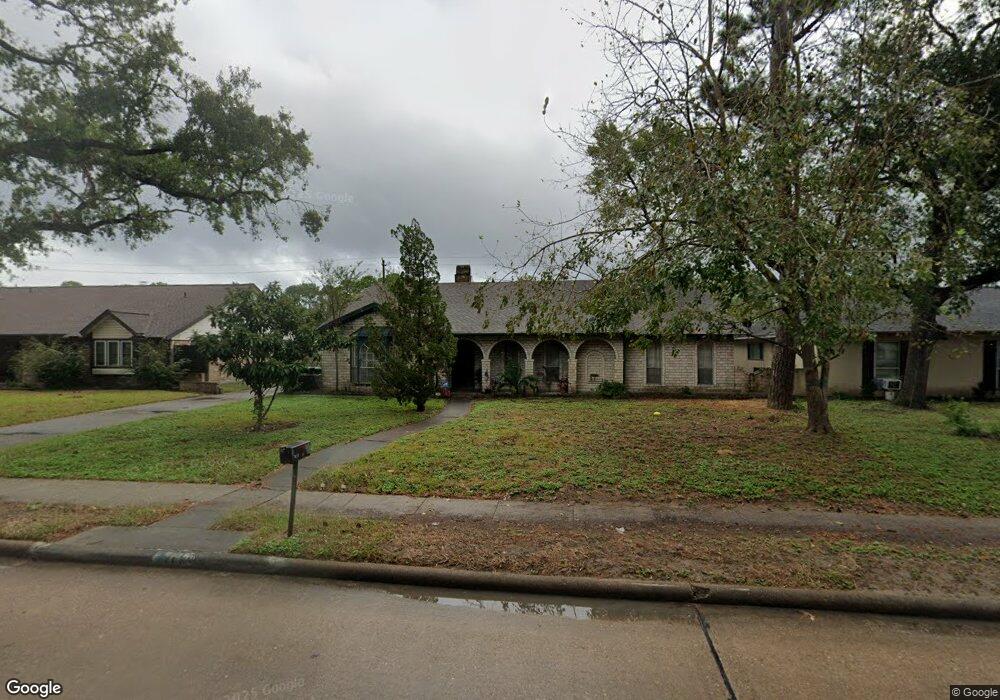 7438 Antoine Dr, Houston, TX 77088 - photo 1