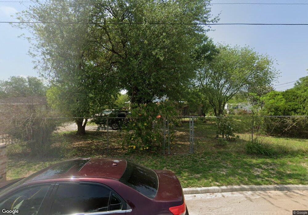 1111 Quail St, Alamo, TX 78516 - photo 1
