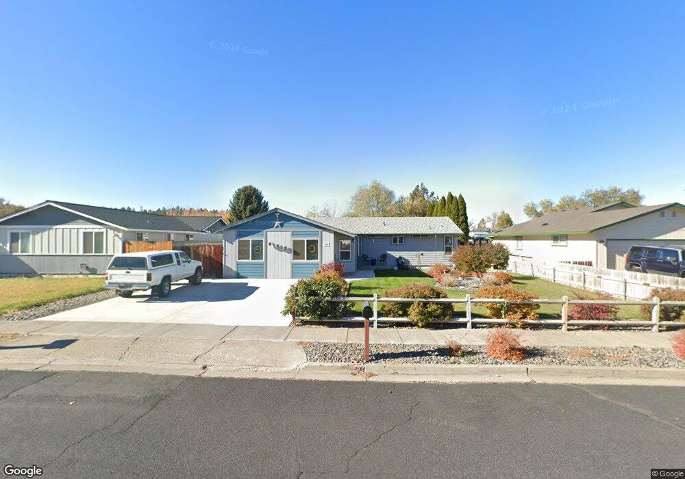 2331 SW 30th St, Redmond, OR 97756 - photo 1