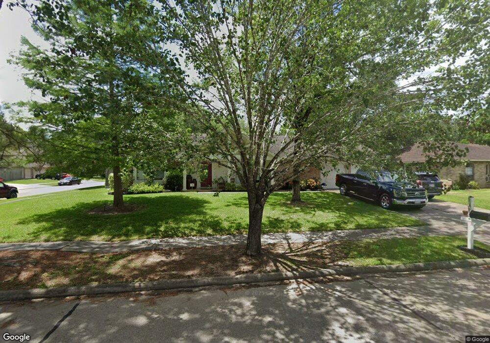 1313 Oak Hollow Dr, Friendswood, TX 77546 - photo 1