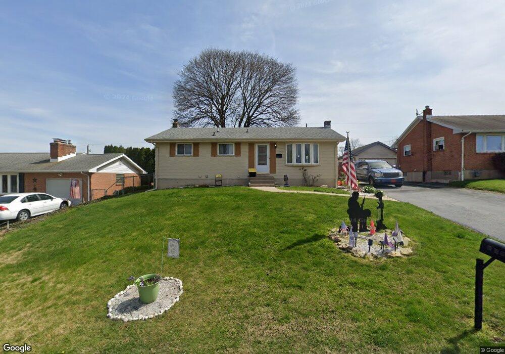 729 S Poplar St, Allentown, PA 18103 - photo 1