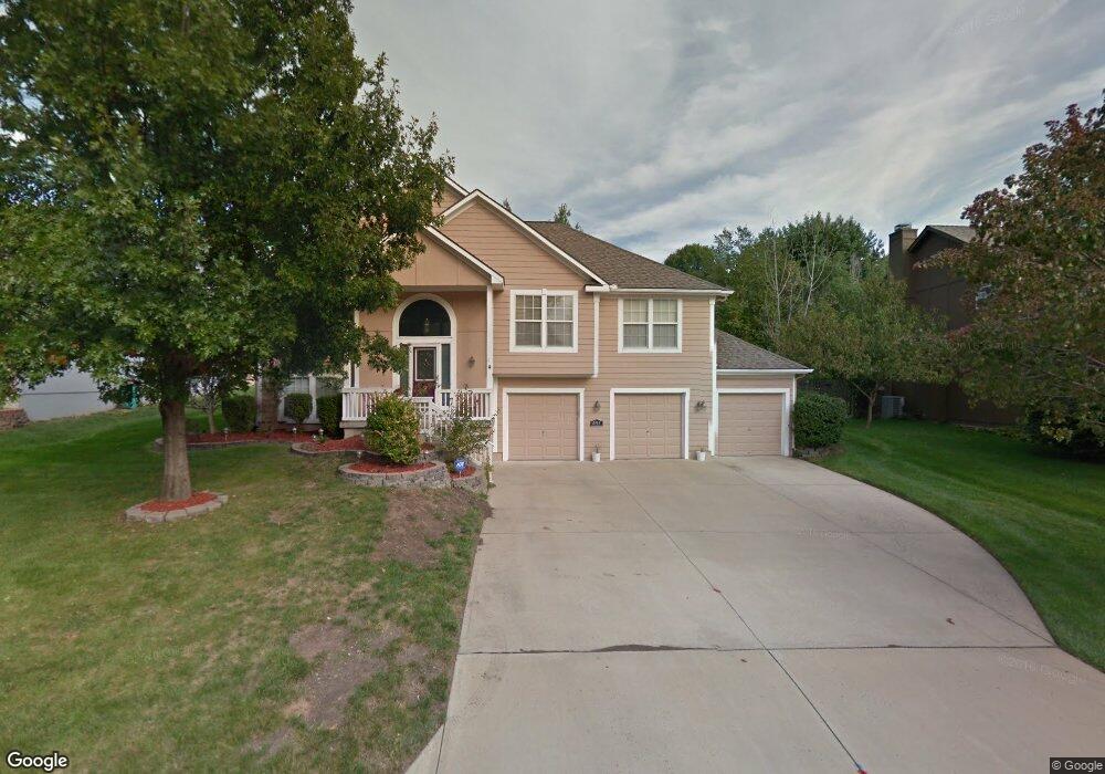 4965 Rene St, Shawnee, KS 66216 - photo 1