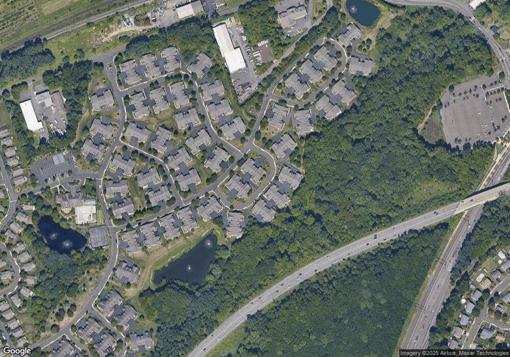 810 Persimmon Ln unit V147, Langhorne, PA 19047 - photo 1