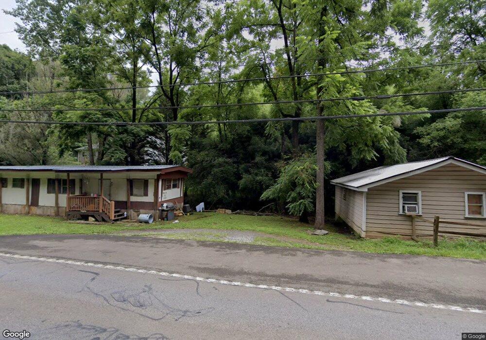 20 Logan St, Ellijay, GA 30540 - photo 1