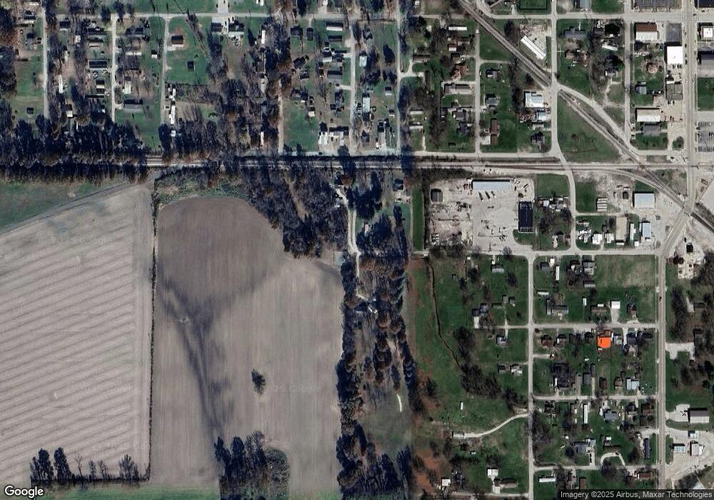 488 D St SW, Linton, IN 47441 - photo 1