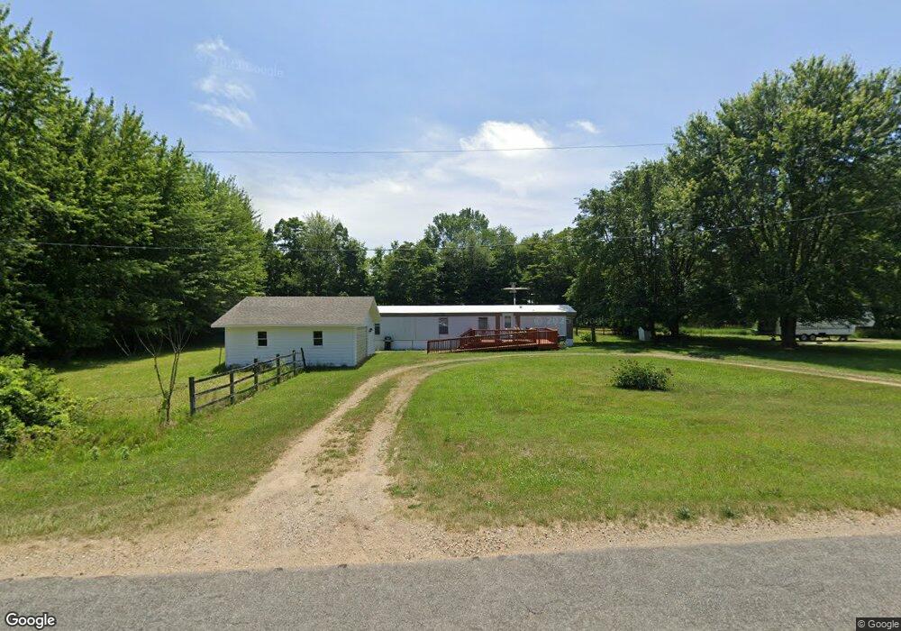 68351 Baseline Rd, South Haven, MI 49090 - photo 1