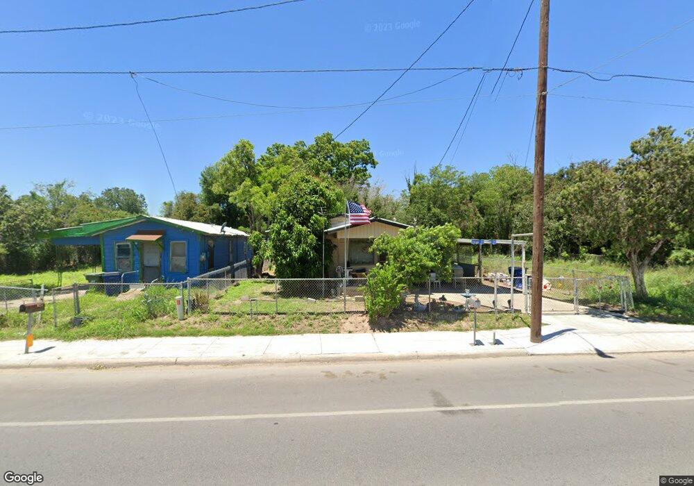 823 S Salinas Blvd, Donna, TX 78537 - photo 1