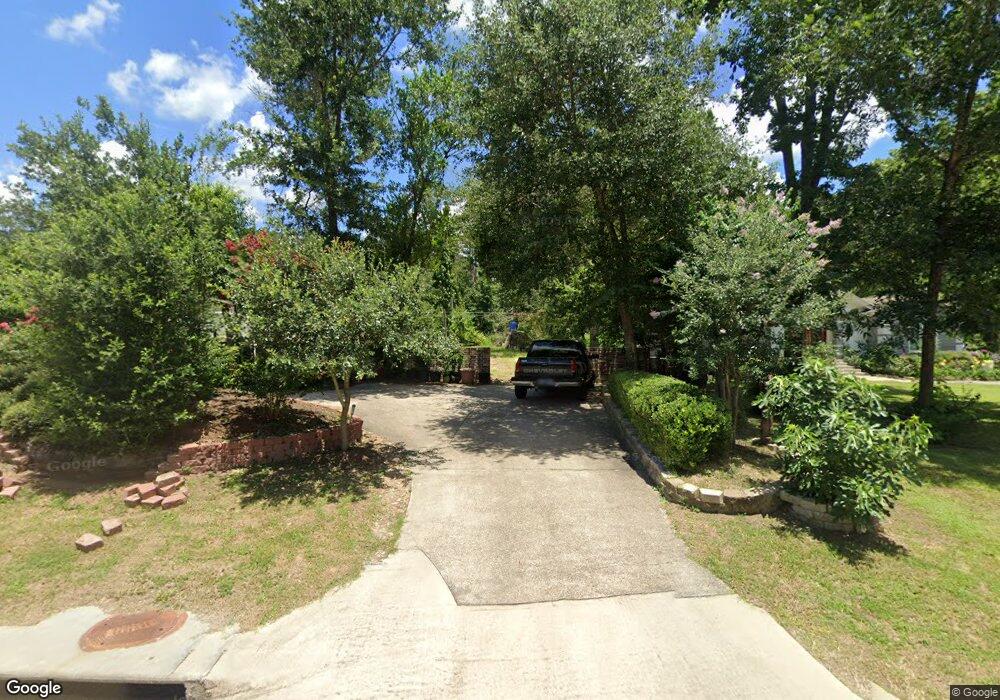 10877 River Oaks Dr, Conroe, TX 77385 - photo 1