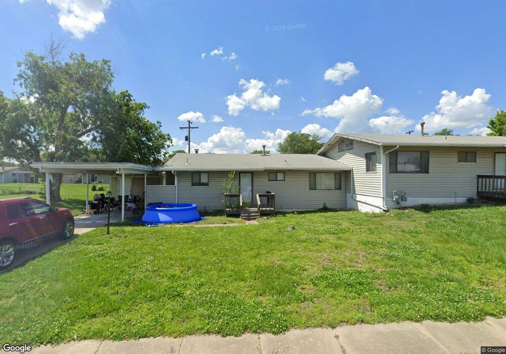 7137 SW Woodcroft Way, Topeka, KS 66619 - photo 1
