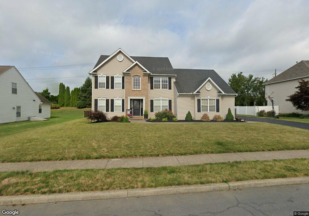 2560 Augusta Dr, Whitehall, PA 18052 - photo 1