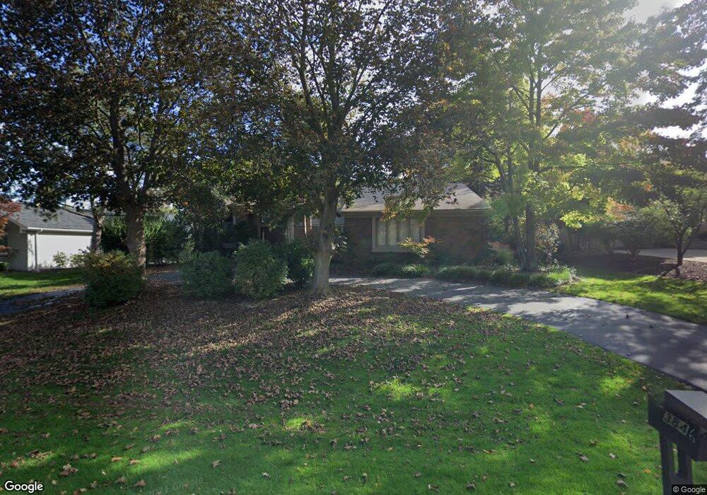 3871 Spanish Oaks Dr, West Bloomfield, MI 48323 - photo 1