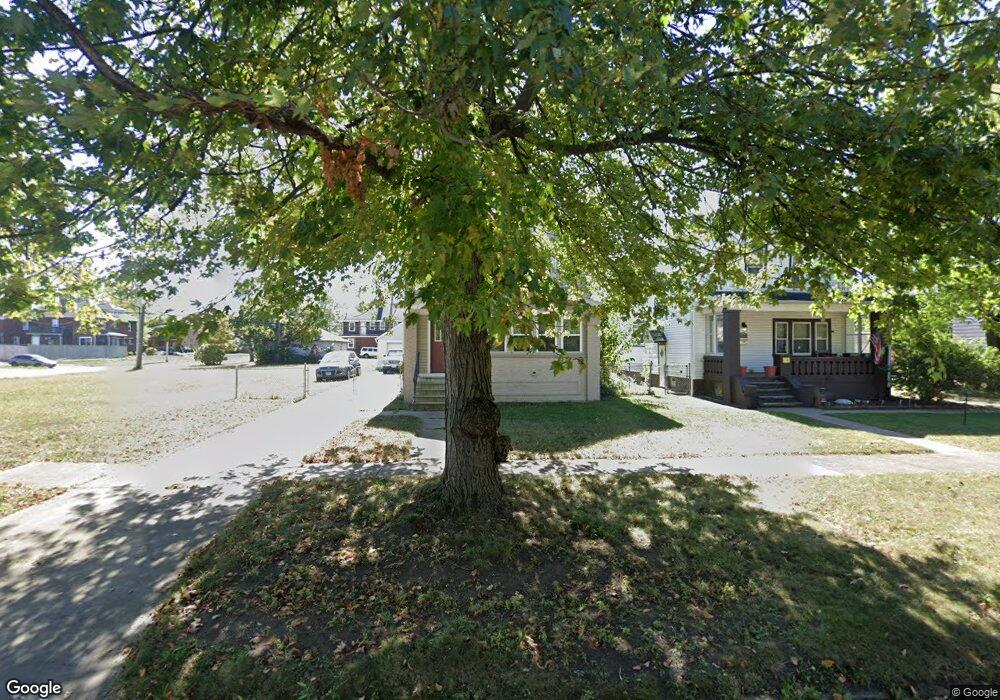 2070 E 29th St, Lorain, OH 44055 - photo 1