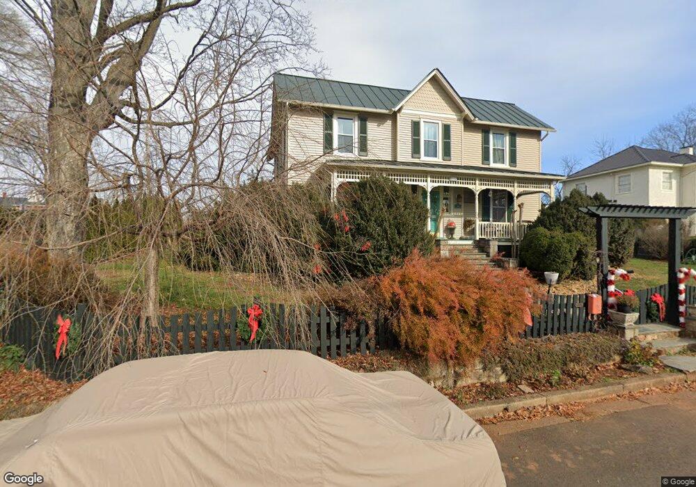 218 W Asher St, Culpeper, VA 22701 - photo 1