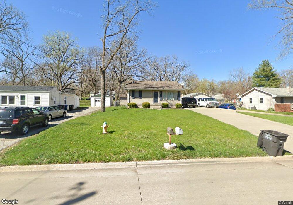 1227 Hackley Ave, Des Moines, IA 50315 - photo 1