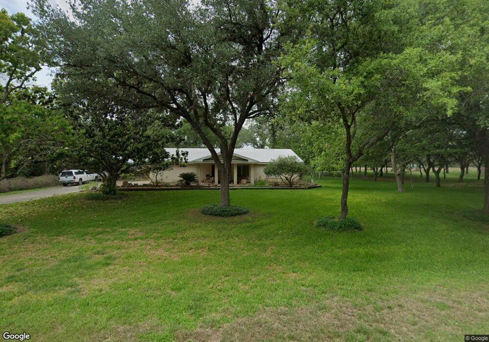 2246 Chester Ln, Beeville, TX 78102 - photo 1
