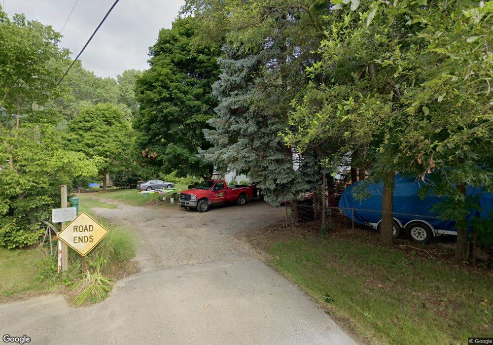 7200 Wedworth St, Waterford, MI 48327 - photo 1