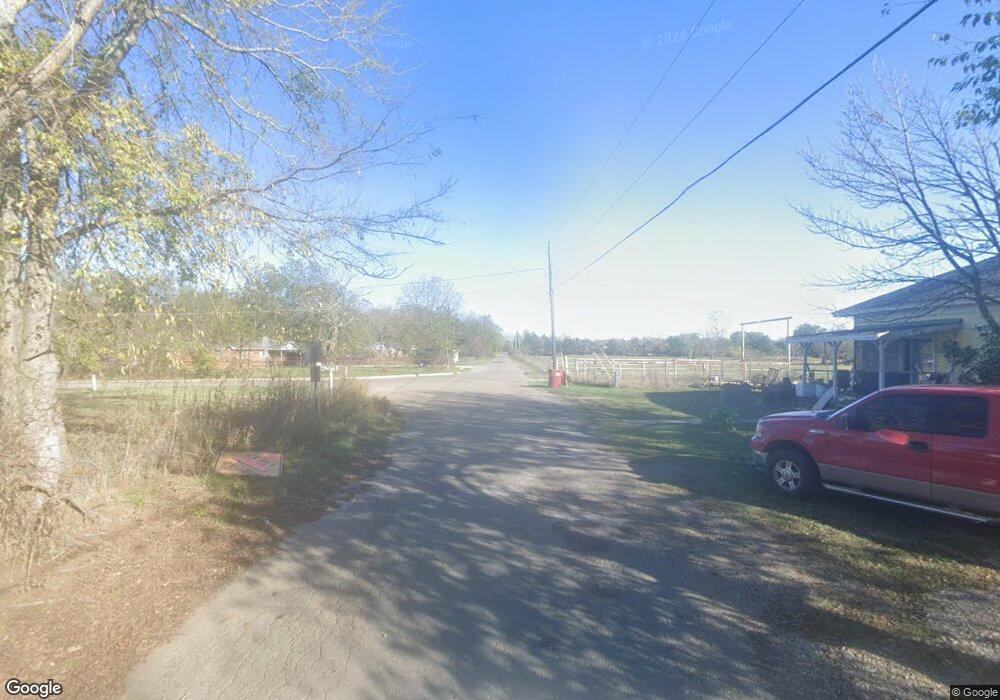 2305 E 2070 Rd, Hugo, OK 74743 - photo 1