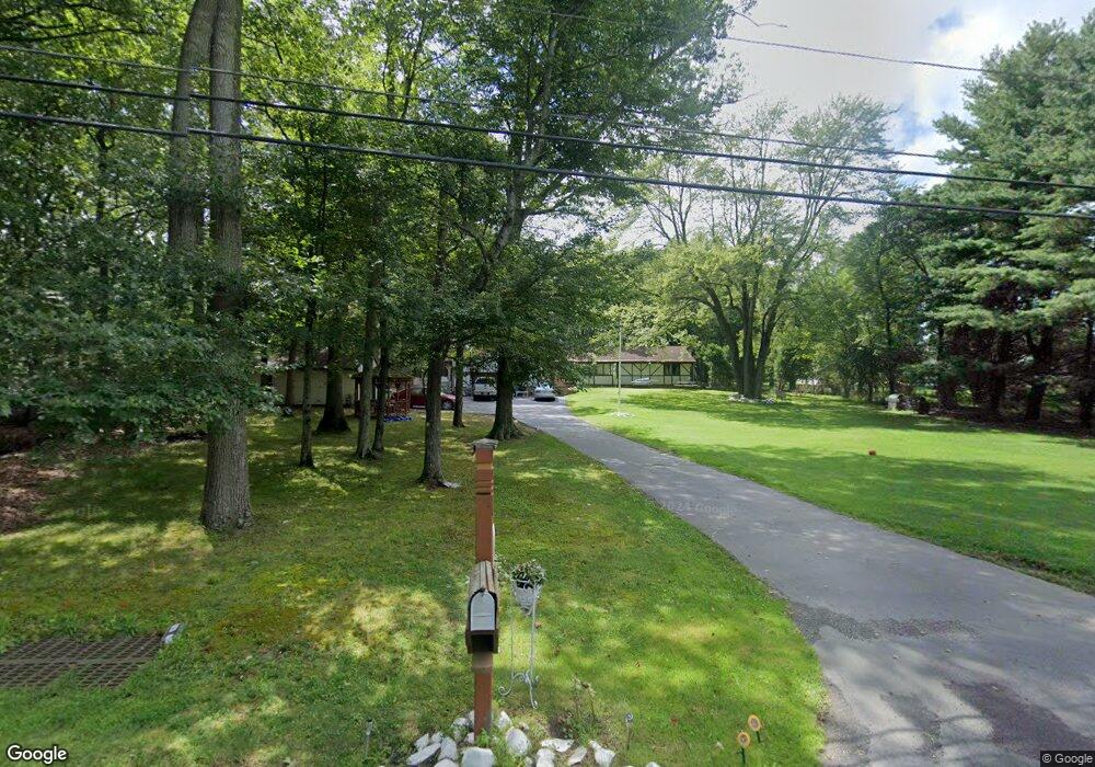 102 Beekman Rd, Monmouth Junction, NJ 08852 - photo 1