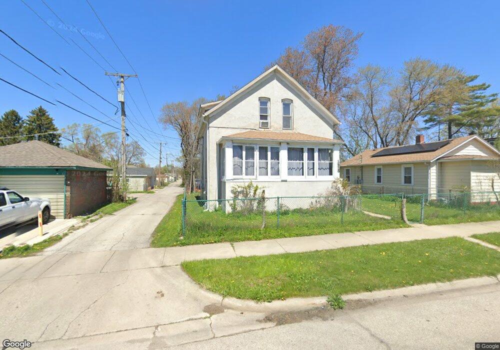 1526 Lloyd Ave, Waukegan, IL 60085 - photo 1