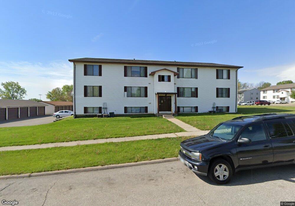 3621 Sager Ave unit 2, Waterloo, IA 50701 - photo 1