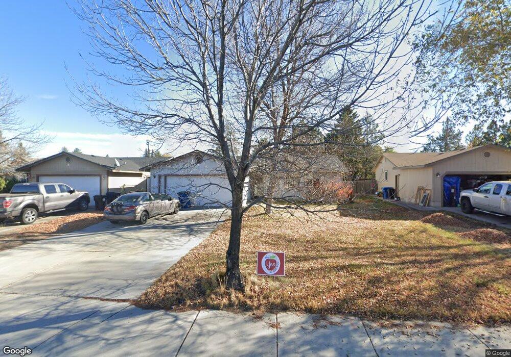 1614 SW 27th St, Redmond, OR 97756 - photo 1