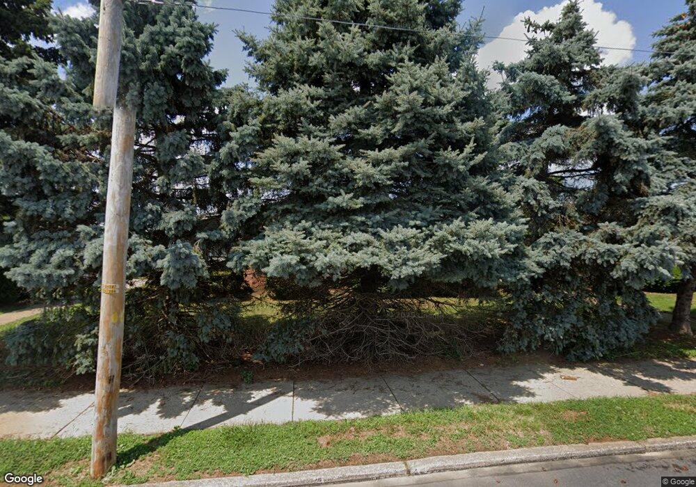 2207 E Cedar St, Allentown, PA 18109 - photo 1