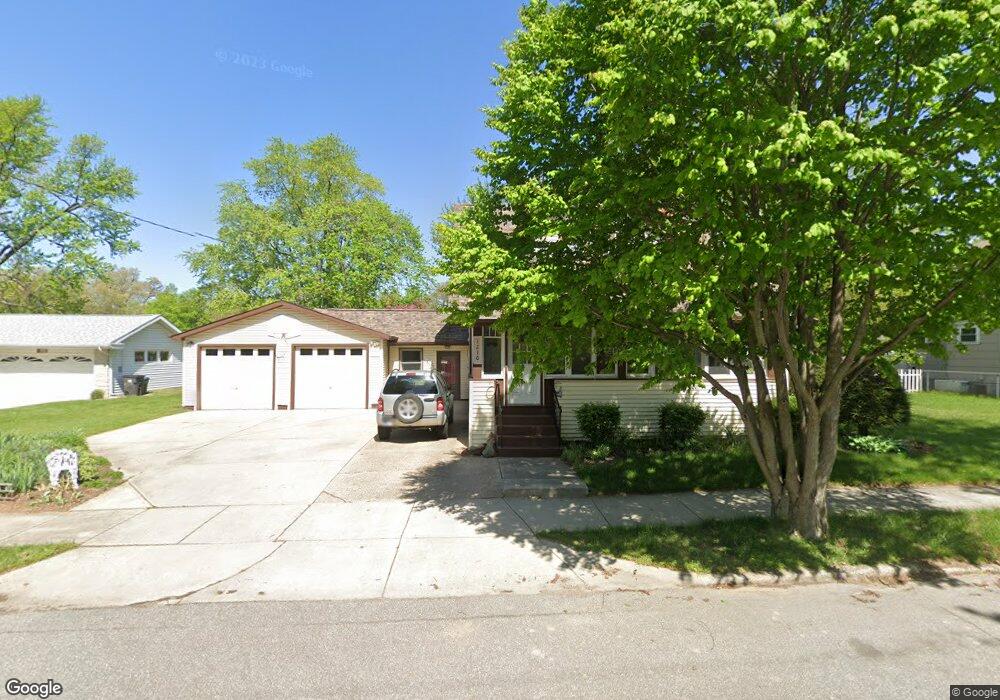 1210 S Shore Dr, Elkhart, IN 46516 - photo 1