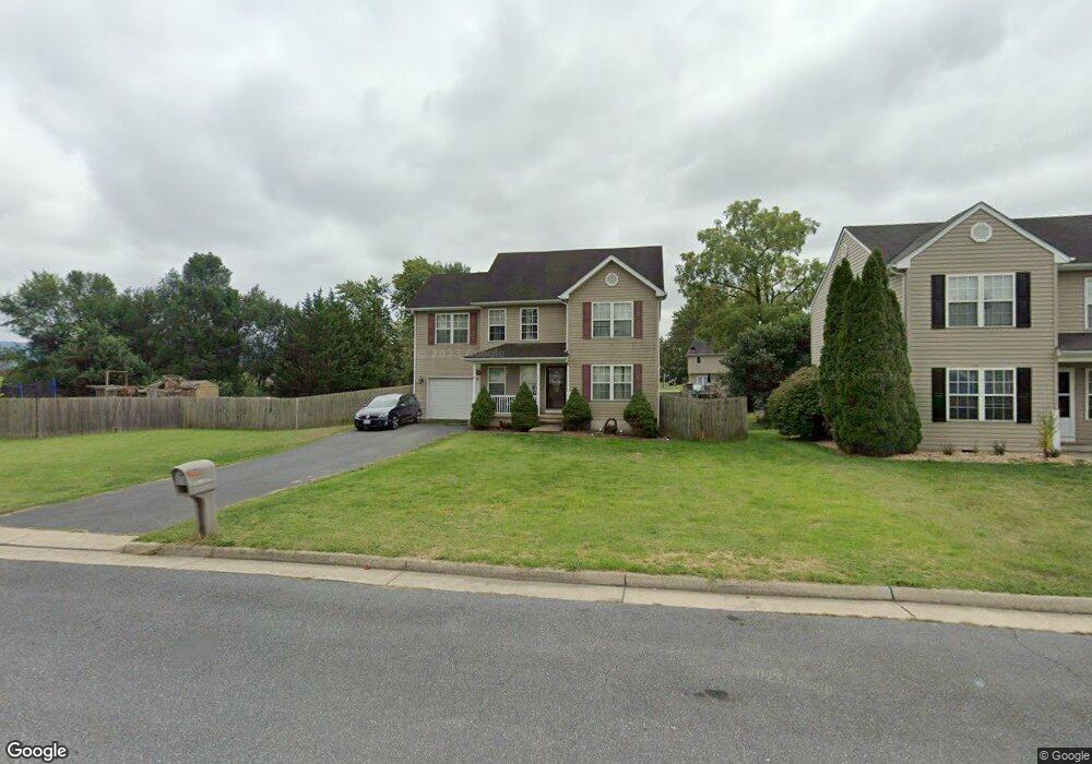 590 Edwardian Ln, Waynesboro, VA 22980 - photo 1