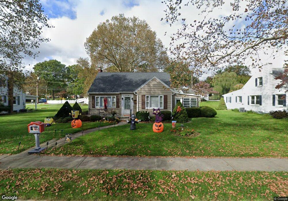 750 Cocoa Ave, Hershey, PA 17033 - photo 1