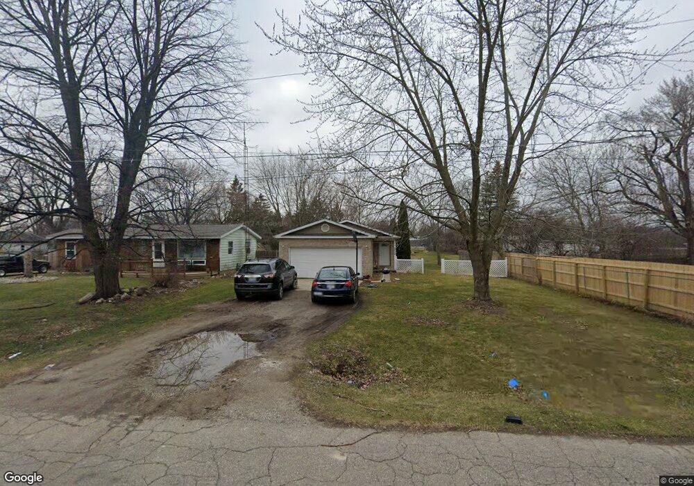2026 Noble Ave, Flint, MI 48532 - photo 1