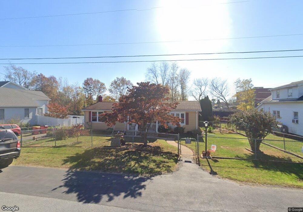 202 E 10th Ave, Ranson, WV 25438 - photo 1