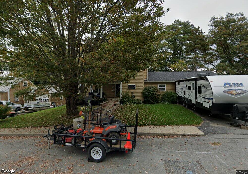 28 Leslie Ave, Claremont, NH 03743 - photo 1