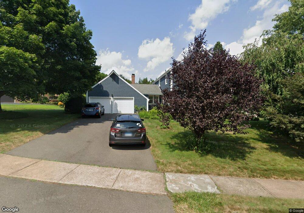 83 Old Common Rd, Wethersfield, CT 06109 - photo 1