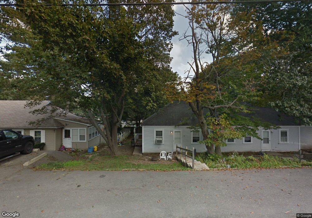 27 Dismukes St, Kittery, ME 03904 - photo 1