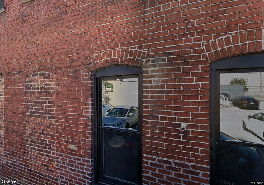 113 N Columbus St, Lancaster, OH 43130 - photo 1