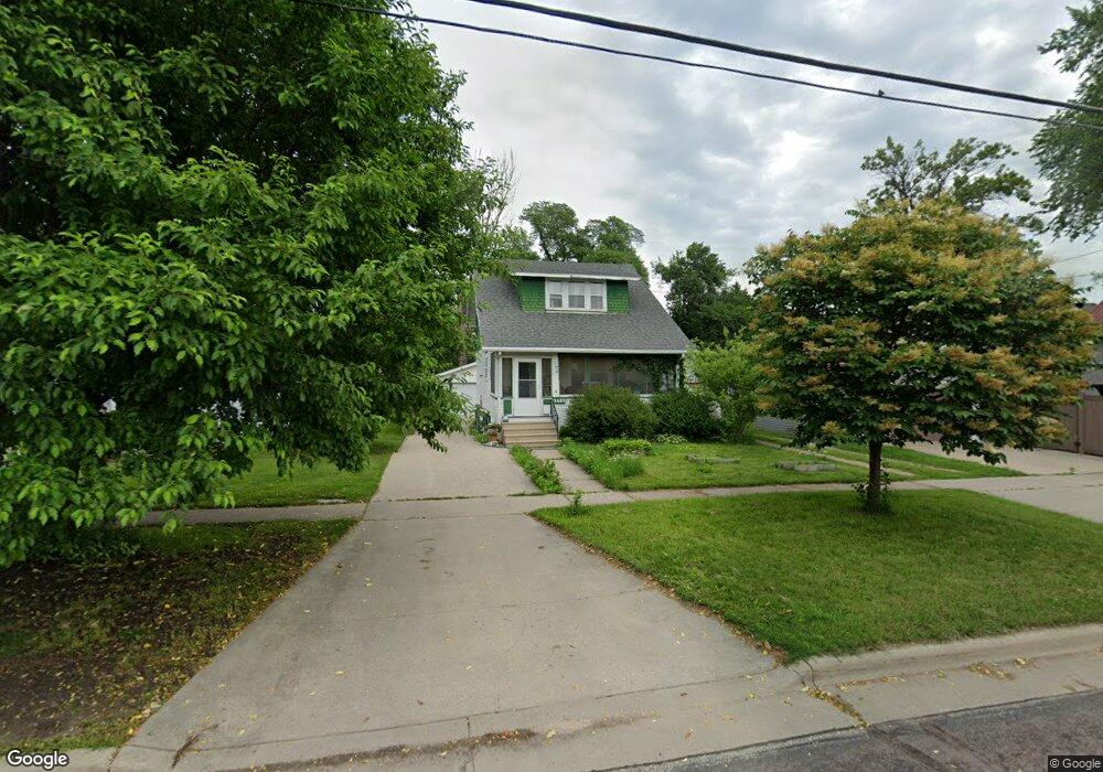 1411 9th Ave S, Fargo, ND 58103 - photo 1