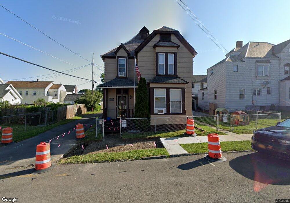 21 121st St, Troy, NY 12182 - photo 1